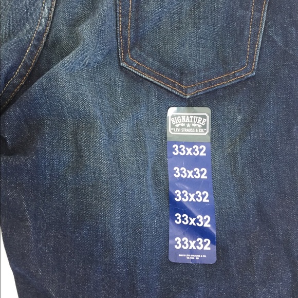 NWT LEVIS SIGNATURE RELAXED 33x32 JEANS - Picture 4 of 5